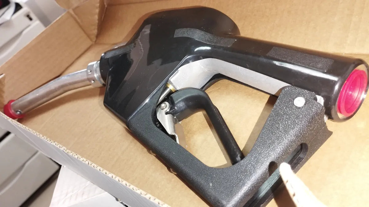 PICO AUTOMÁTICO PIUSI PARA DESPACHO DE COMBUSTIBLE 3/4” UL